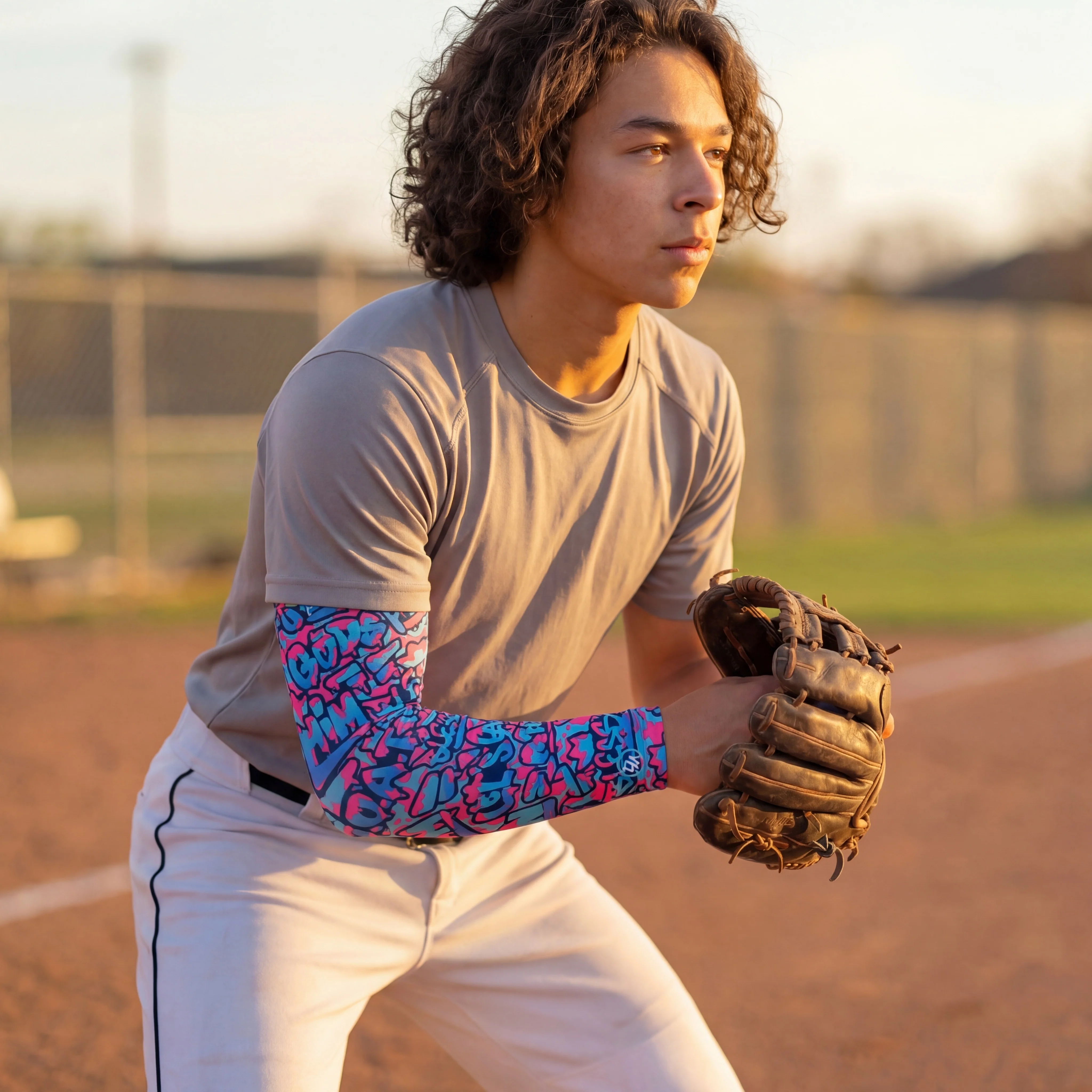TAGGED ARM SLEEVE - Image 3