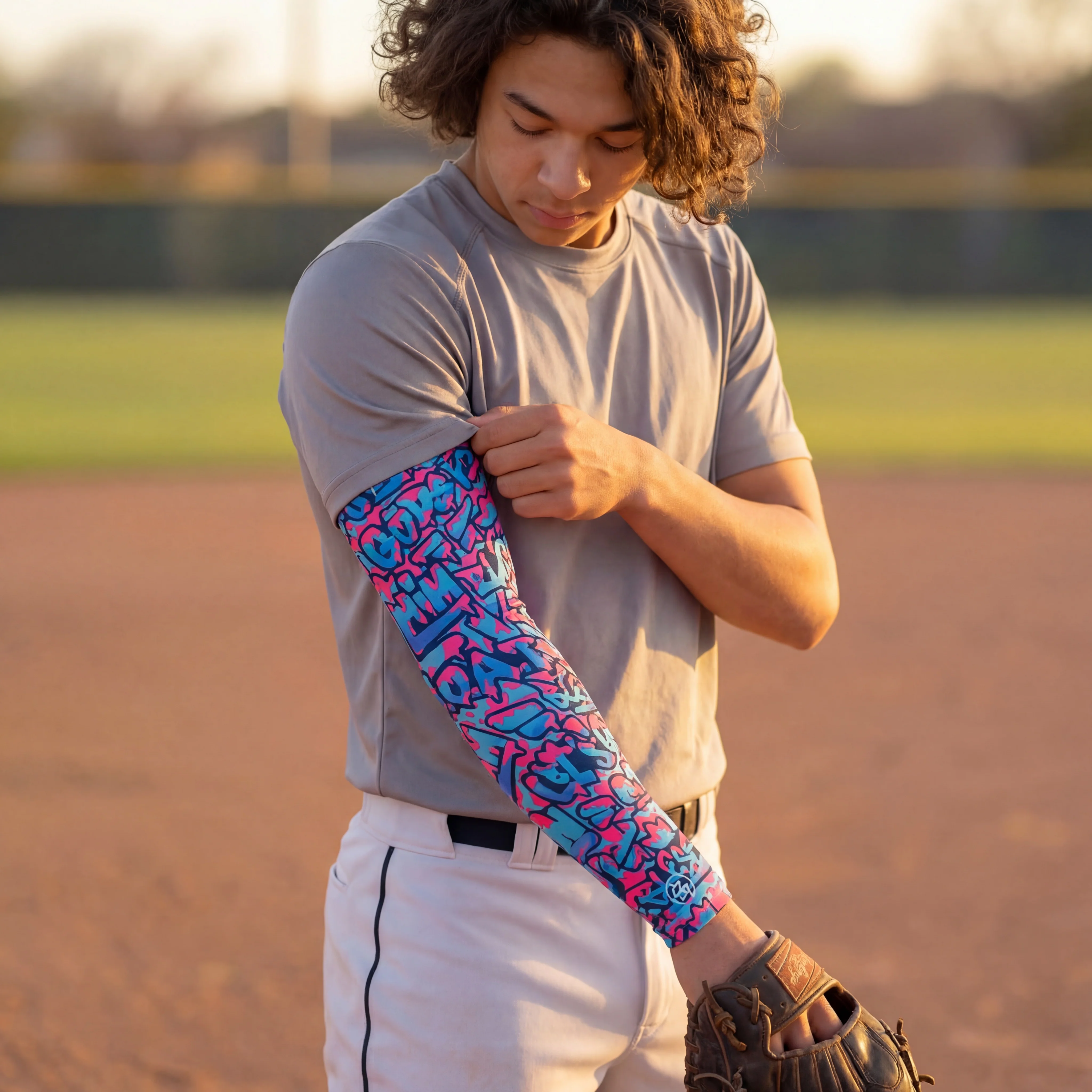 TAGGED ARM SLEEVE - Image 5